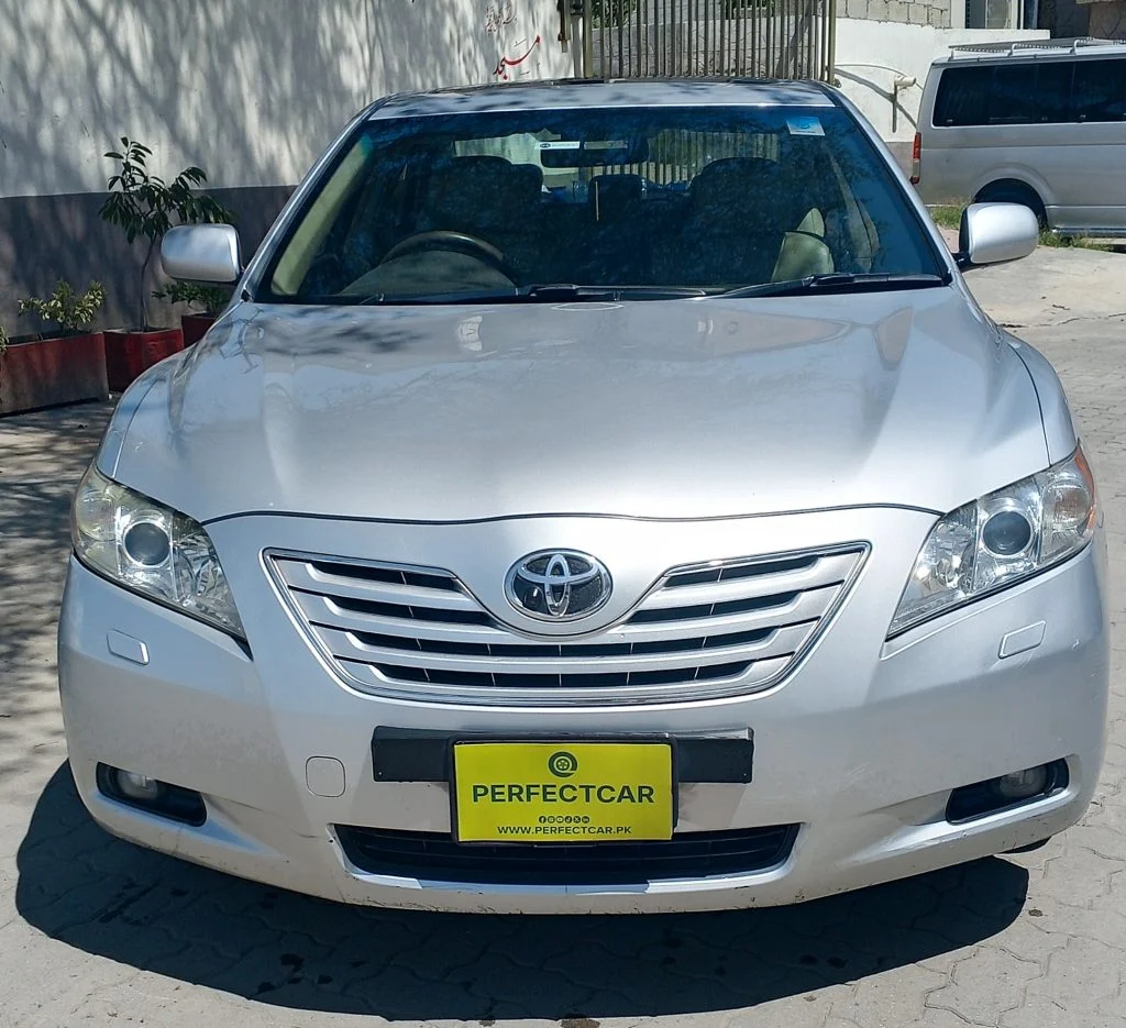 Toyota Camry 2008. Silver