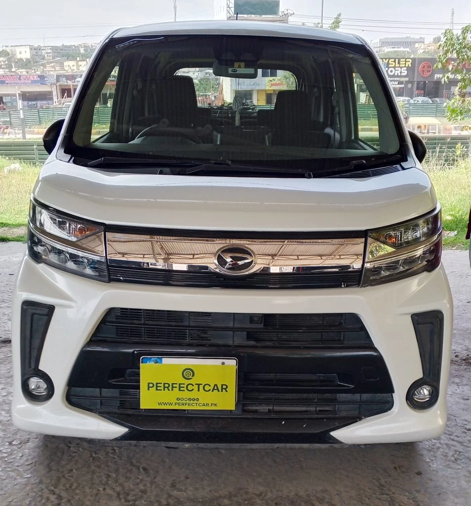 Daihatsu Move Custom 2020/23 White