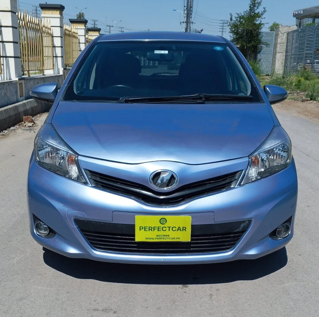 Toyota Vitz 2011 Blue